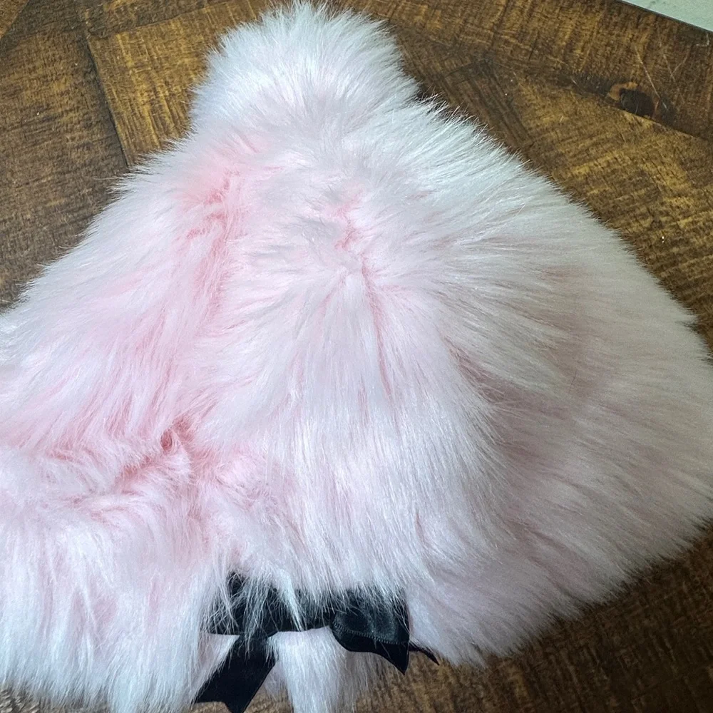Gymboree 6-18 months Girls Pink‎ Faux Fur Hat, Black Bow